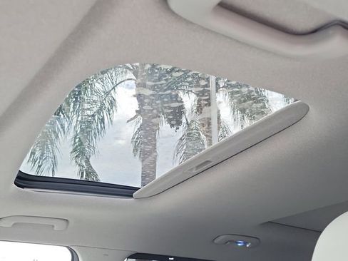 New 2025 Hyundai Santa Fe Limited image 16