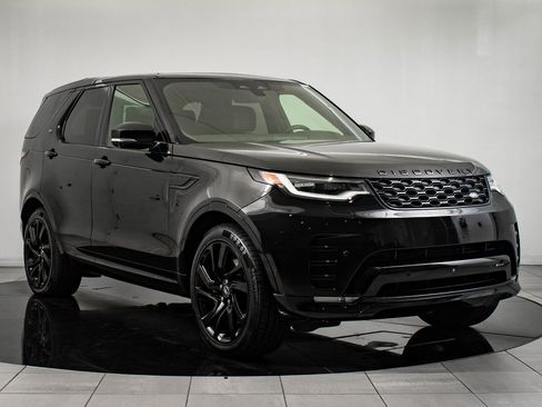 Used 2023 Land Rover Discovery S R-Dynamic image 12