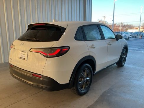 New 2026 Honda HR-V LX image 19