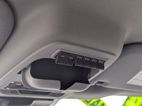 Used 2024 Ford F350 Lariat w/ Lariat Ultimate Package image 34