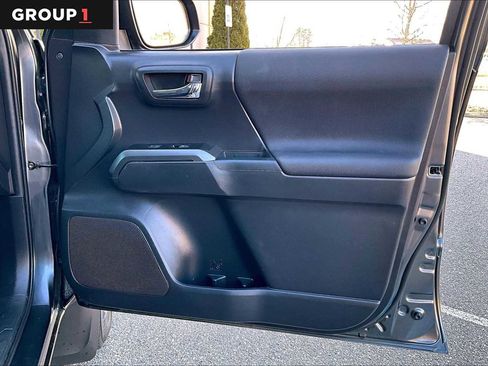 Certified 2022 Toyota Tacoma TRD Sport image 22