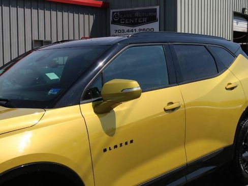 Used 2022 Chevrolet Blazer RS w/ Enhanced Convenience Package FWD image 4