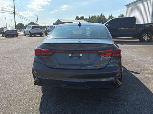 Used 2023 Kia Forte GT-Line FWD image 10