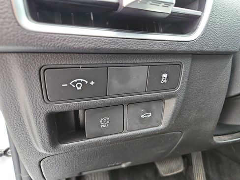 Used 2025 Hyundai Sonata SEL FWD image 23