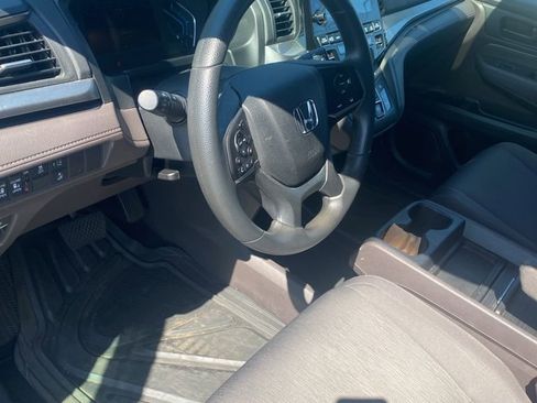 Used 2019 Honda Odyssey EX image 7