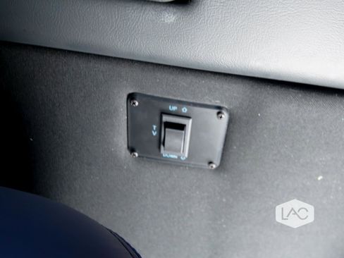 Used 2025 Mercedes-Benz Sprinter 2500 image 22