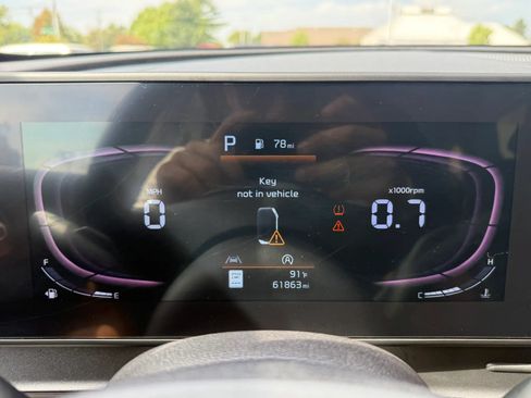 Used 2023 Kia Sportage EX FWD image 16