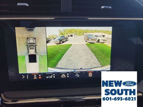 Used 2024 GMC Sierra 1500 AT4X image 24