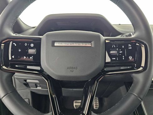 Used 2024 Land Rover Range Rover Evoque Dynamic SE image 22