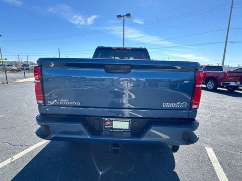 New 2026 Chevrolet Silverado 2500 High Country w/ High Country Premium Package AWD/4WD image 7