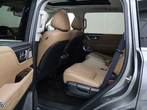 Used 2025 INFINITI QX80 Sensory AWD/4WD image 28