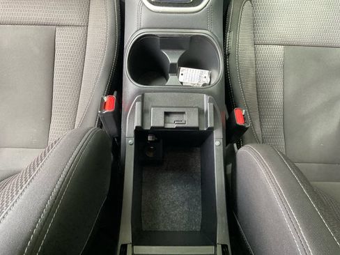 Used 2023 Subaru Outback Premium AWD/4WD image 11