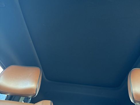 Used 2021 Jeep Grand Cherokee Overland image 24