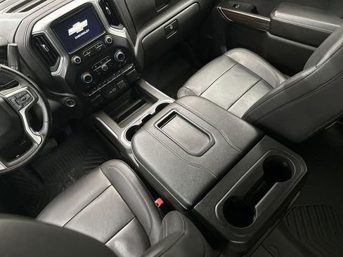 Used 2021 Chevrolet Silverado 1500 LT Trail Boss w/ Convenience Package II image 25