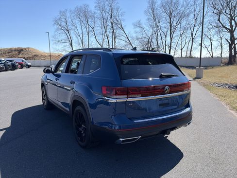 New 2026 Volkswagen Atlas SE image 9