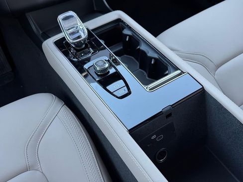 New 2026 Volvo XC90 B5 Plus w/ Protection Package image 14