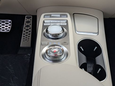 New 2025 Genesis GV70 3.5T Sport w/ Sport Advanced Package image 14