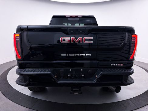 Used 2024 GMC Sierra 2500 AT4 w/ AT4 Premium Plus Package image 19