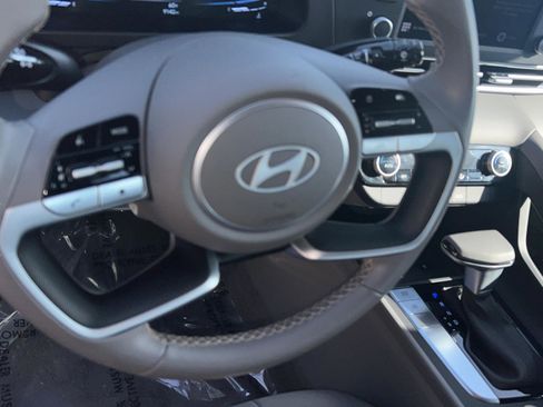 Certified 2025 Hyundai Elantra Sport w/ Cargo Package image 12