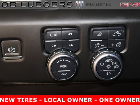 Used 2024 GMC Sierra 2500 Denali w/ Denali Reserve Package image 33