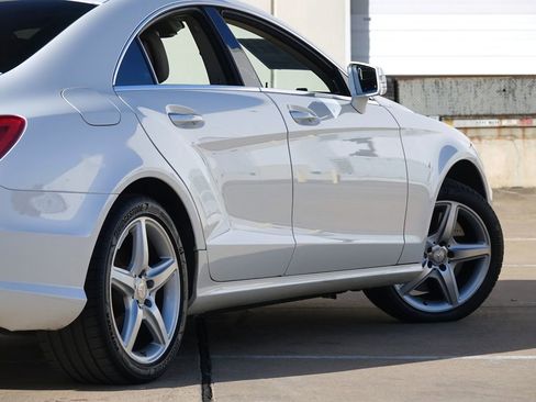 Used 2014 Mercedes-Benz CLS 550 4MATIC image 34