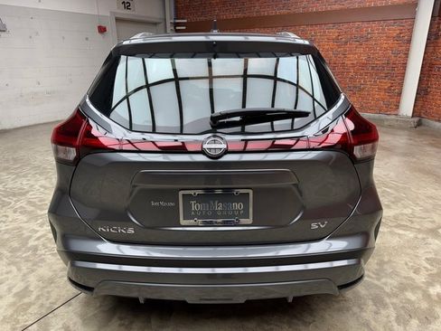 Used 2024 Nissan Kicks SV image 4
