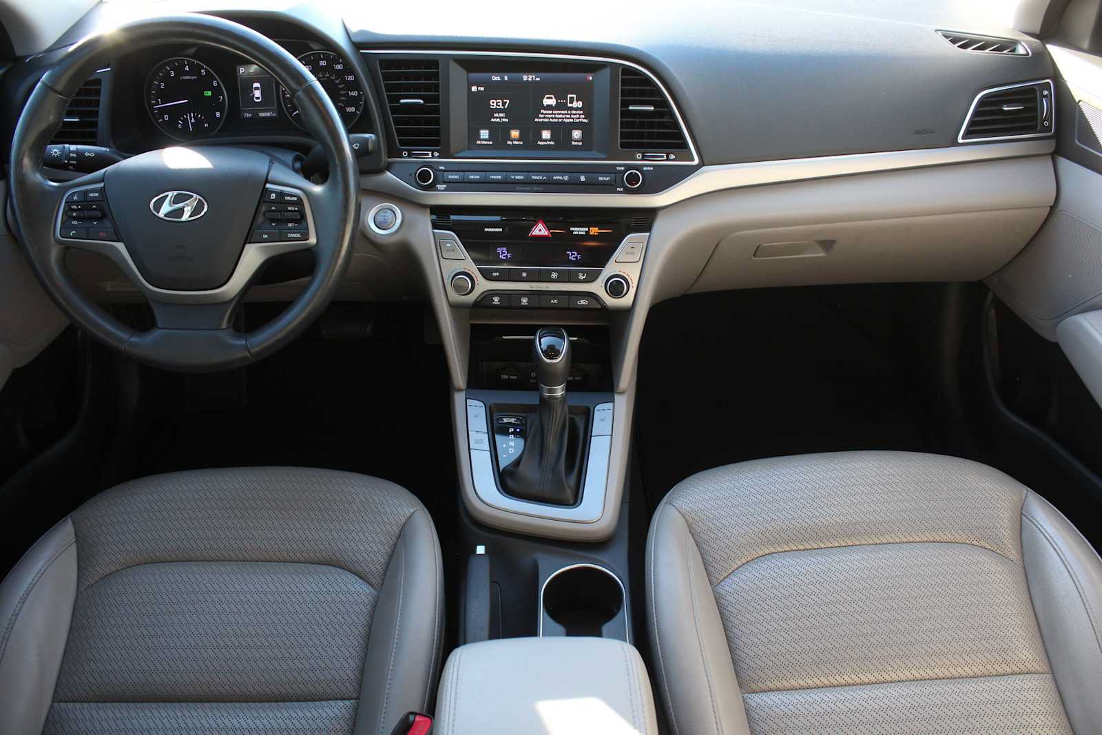 Used 2017 Hyundai Elantra Limited FWD image 32
