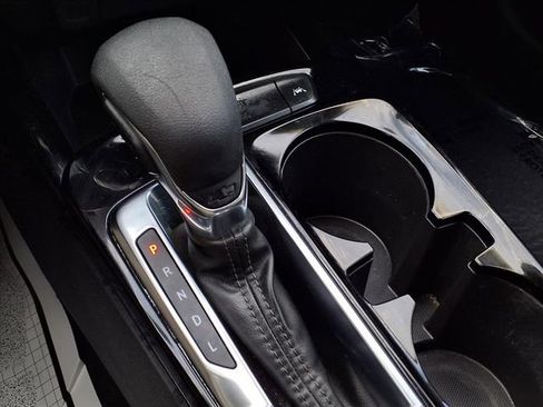 Used 2024 Chevrolet Trax LT image 23