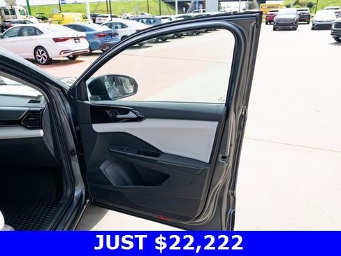 New 2025 Volkswagen Taos S image 14