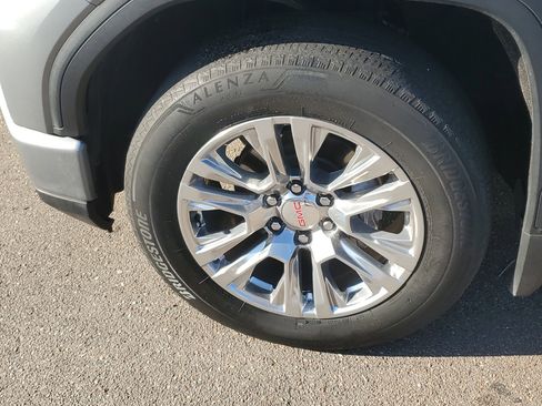 Used 2023 GMC Sierra 1500 Denali w/ Technology Package image 9