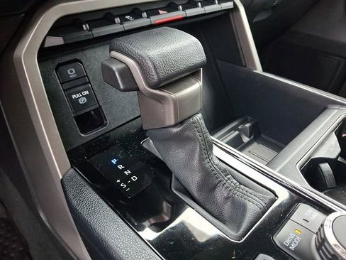 Used 2024 Toyota Tundra SR5 AWD/4WD image 15
