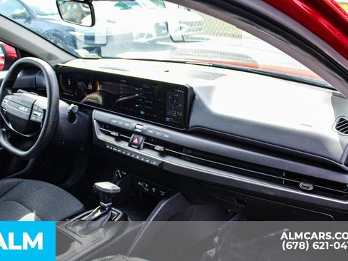 Used 2025 Kia K4 FWD image 20