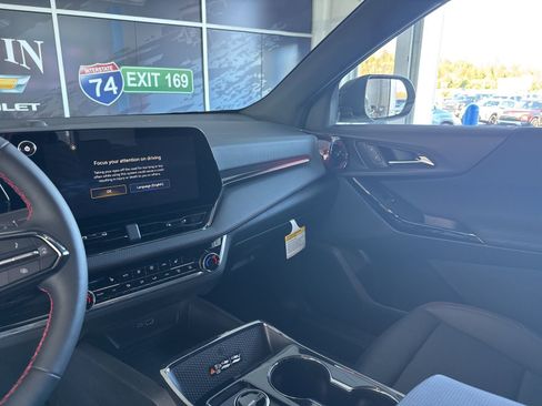 New 2026 Chevrolet Equinox RS image 25