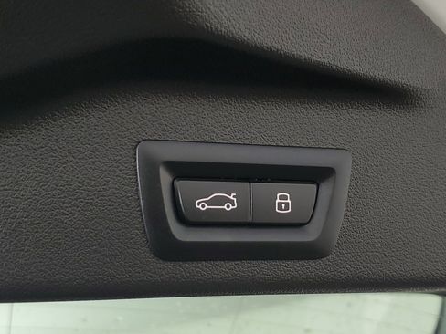 New 2026 BMW X5 xDrive40i w/ Climate Comfort Package image 25