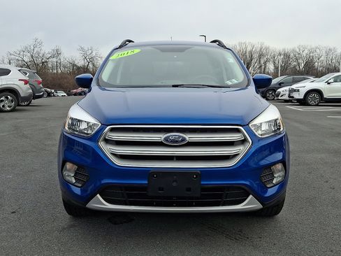Used 2018 Ford Escape SE w/ SE Sync 3 Package image 2
