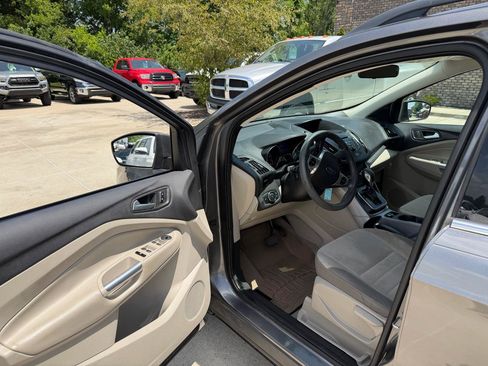 Used 2013 Ford Escape SE FWD image 9
