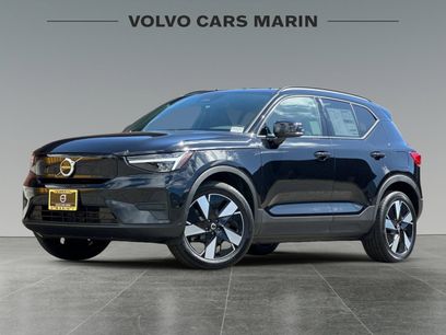 New 2025 Volvo EX40 Core w/ Climate Package