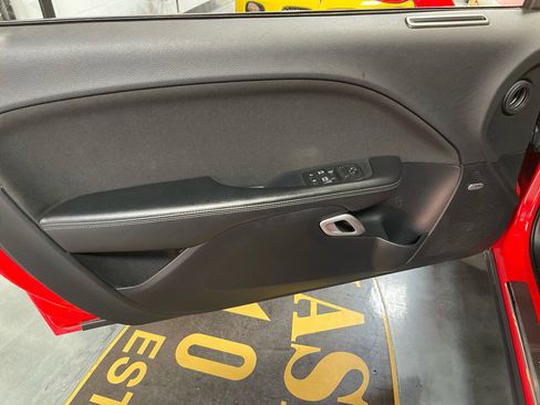 Used 2015 Dodge Challenger R/T w/ Quick Order Package 28B R/T image 28