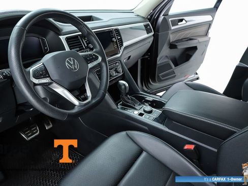 Used 2023 Volkswagen Atlas SEL R-Line AWD/4WD image 19