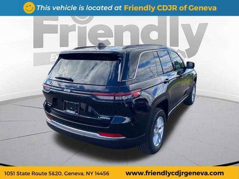 New 2025 Jeep Grand Cherokee Laredo X w/ Luxury Tech Group I image 5