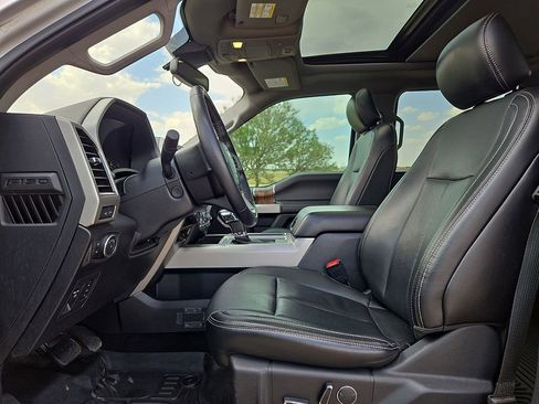 Used 2018 Ford F150 Lariat w/ Equipment Group 502A Luxury image 24