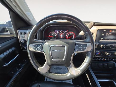 Used 2015 GMC Sierra 2500 Denali w/ Duramax Plus Package AWD/4WD image 11