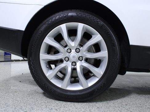 Used 2017 Land Rover Range Rover Sport HSE image 8