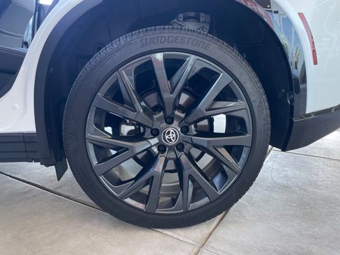 Certified 2025 Toyota Crown Signia w/ Advanced Technology Package image 26