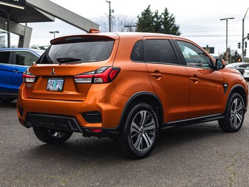 Used 2023 Mitsubishi Outlander Sport ES image 10