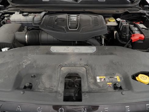 Used 2023 Jeep Grand Wagoneer L Series III w/ Rear Seat Video Group 1 AWD/4WD image 47