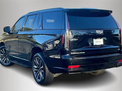 Certified 2023 Cadillac Escalade Sport image 5