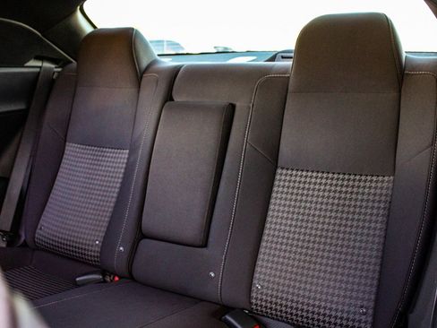 Used 2019 Dodge Challenger R/T w/ Blacktop Package image 30