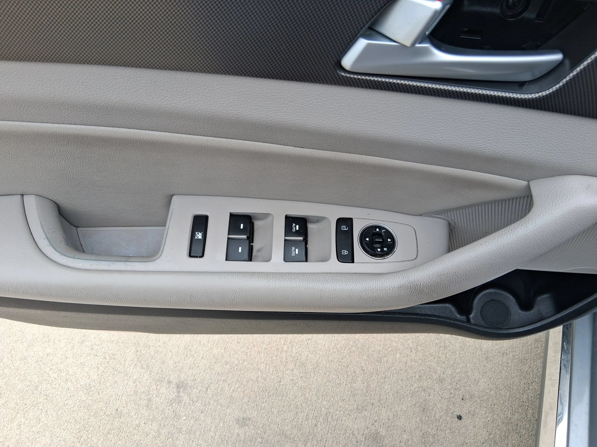 Used 2015 Hyundai Sonata Sport w/ Option Group 03 FWD image 21