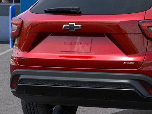 New 2026 Chevrolet Trax RS w/ Driver Confidence Package image 14